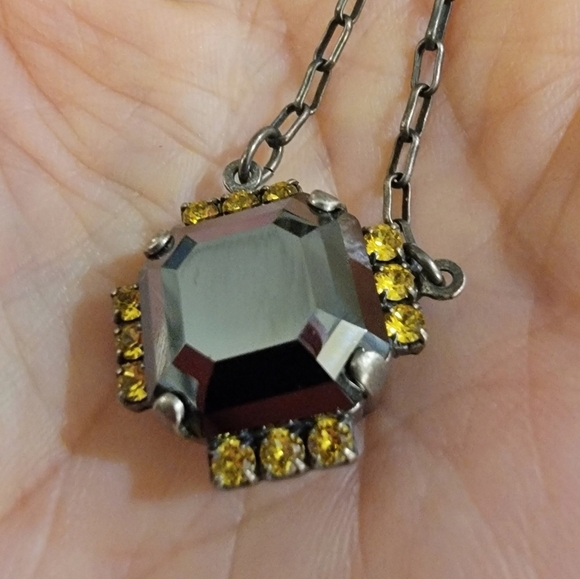 Sabika Winter 2022 Square Grace Necklace Grey Black Gold Shadow Dark Antiq Chain - Picture 5 of 6